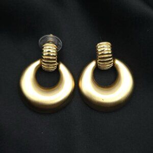 Monet‎ Earrings Vintage Clip Gold Door Knocker Statement 1.5 inch Chunky